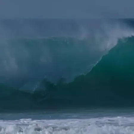 Supertubos Surf & V2 Nyaraló *